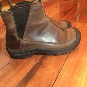 Keen slip on boots, all leather, size 8.5